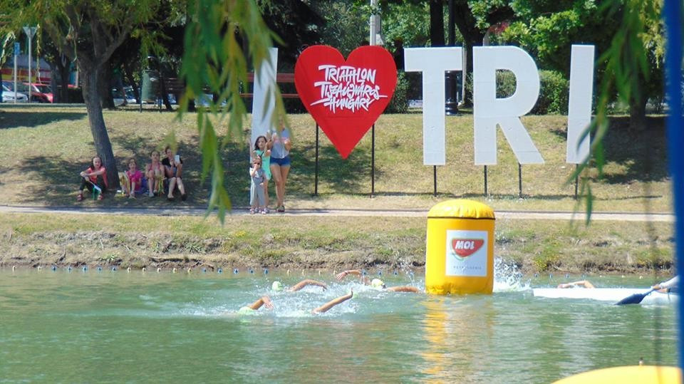 The event is taking place during Tiszaujvaros' week long triathlon festival called TriWeek ©European Triathlon Union