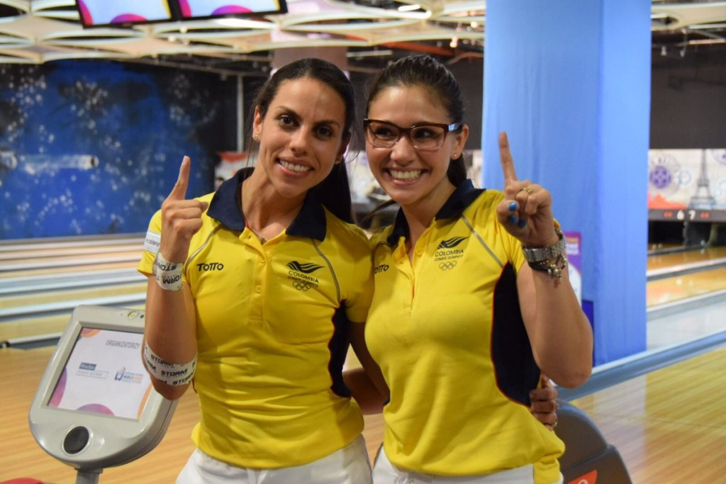 Colombia's Rocio Restrepo and Clara Guerrero won the women's doubles bowling title ©IWGA