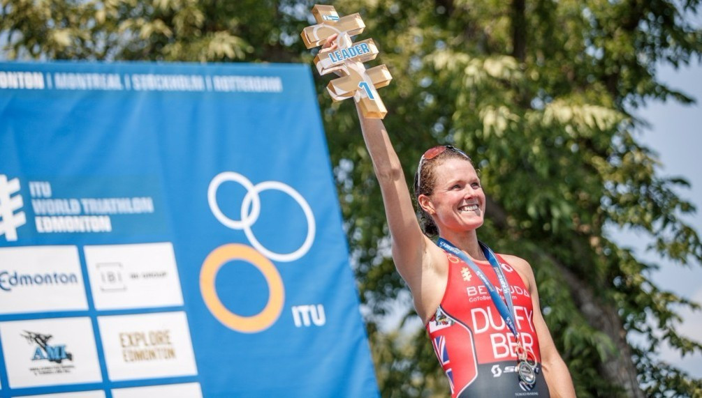 Bermuda's Flora Duffy continued her superb run of form as she won her fourth consecutive race ©ITU