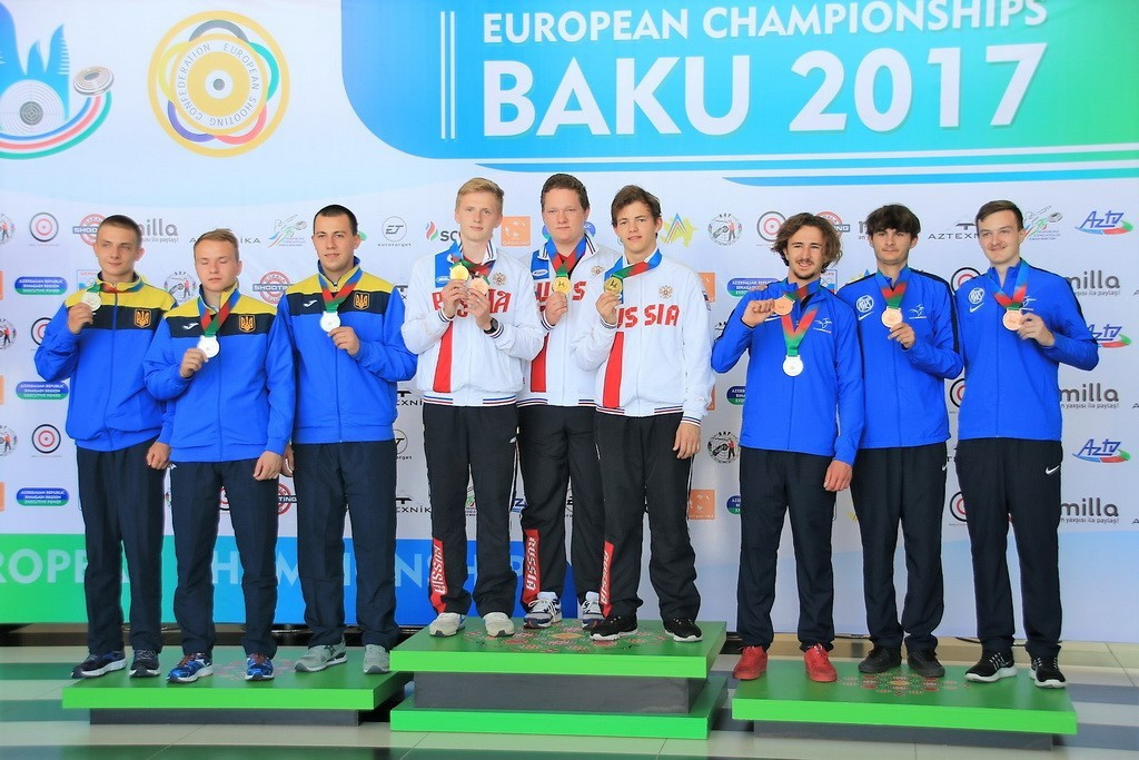 Russia won the team event in front of Ukraine and France ©ESC