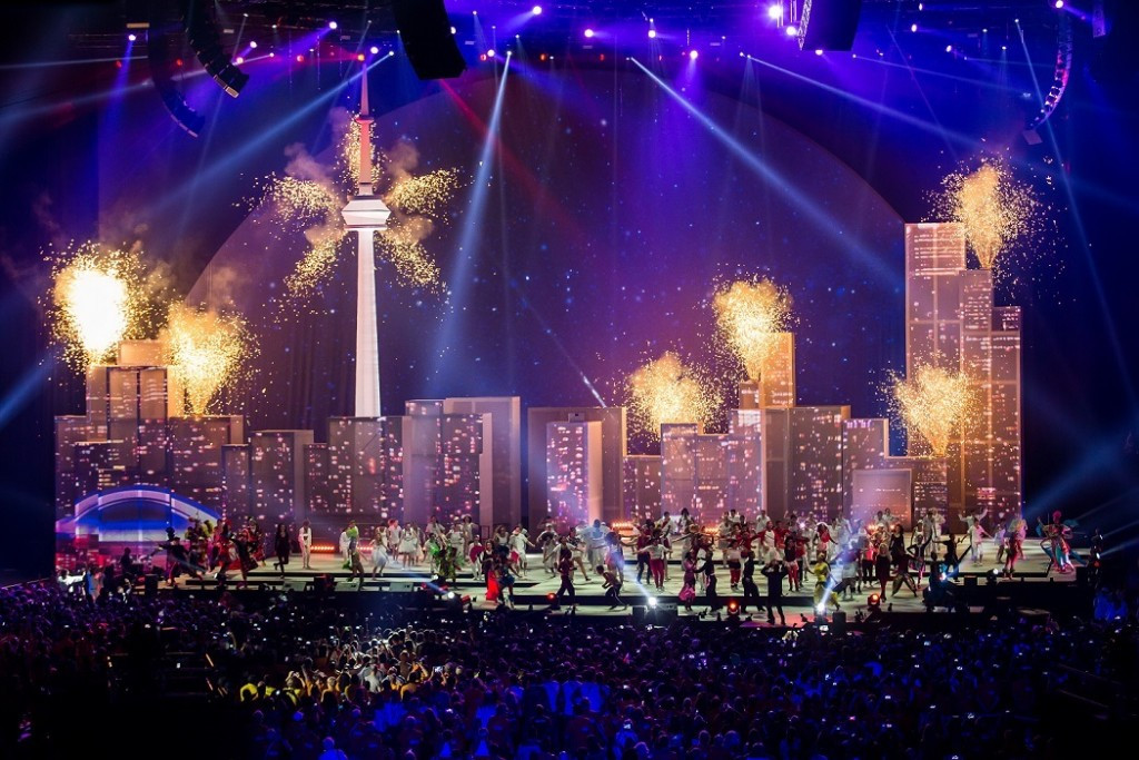 The city of Toronto was depicted during the Pan-American Games Closing Ceremony ©FiveCurrents