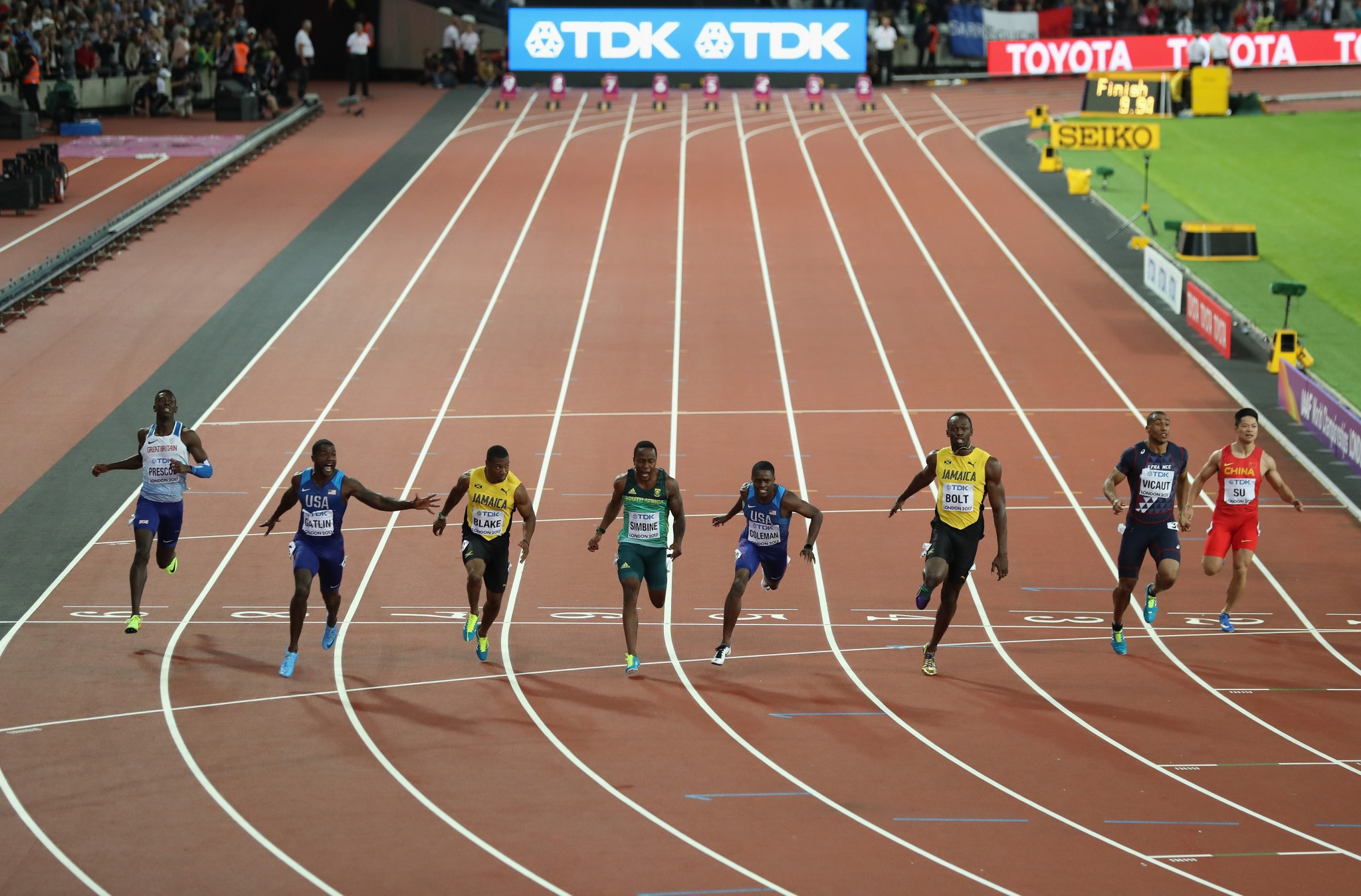 Justin Gatlin produces one of the biggest surprises in athletics history to win the 100m ©Getty Images