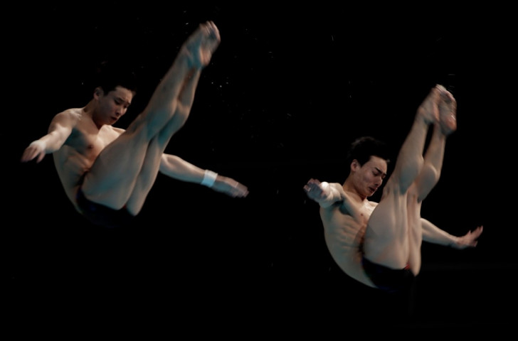 China's Yuan Cao and Kai Qin claimed the men's 3m synchronised springboard title