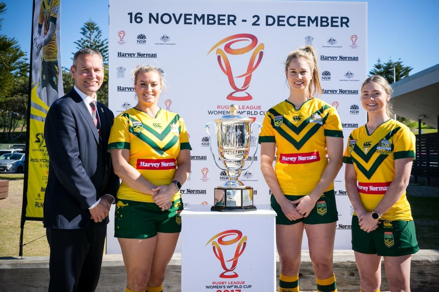 A new trophy has been unveiled for the Women's Rugby League World Cup ©RLIF