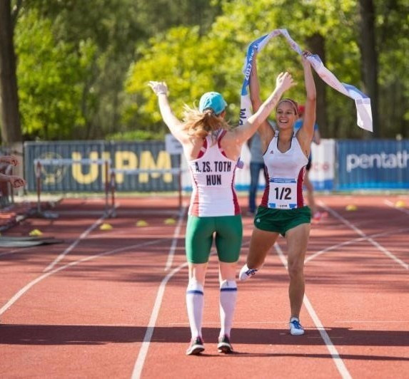 Hungary won the women's relay gold medal today ©UIPM