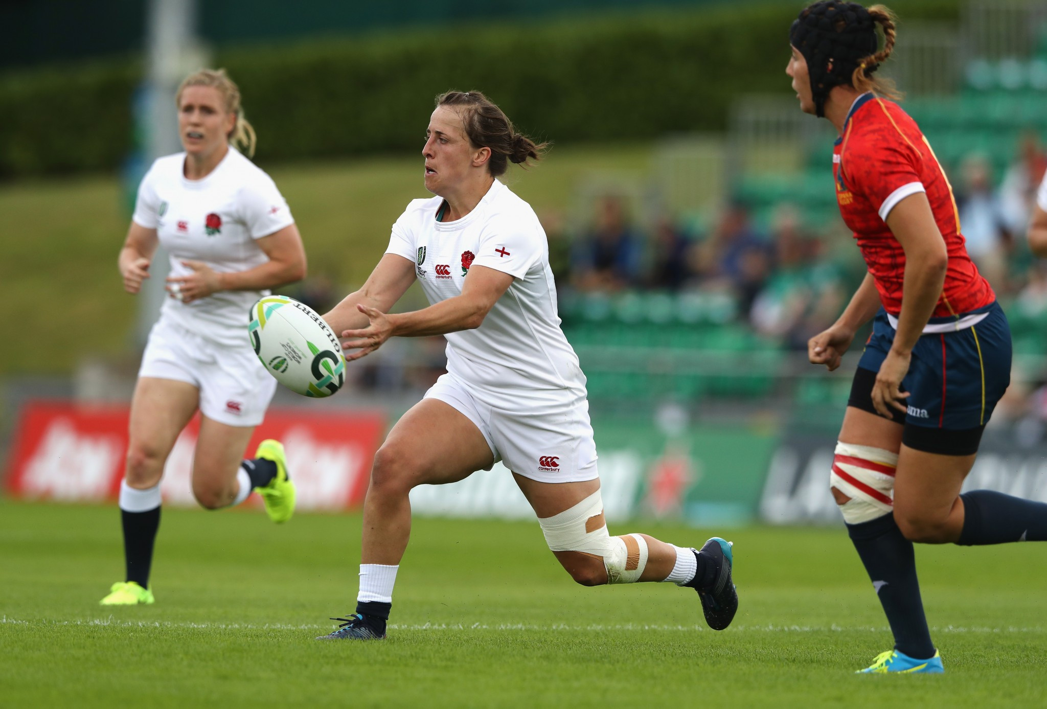 Holders England thrash Spain to begin defence of Women's Rugby World Cup