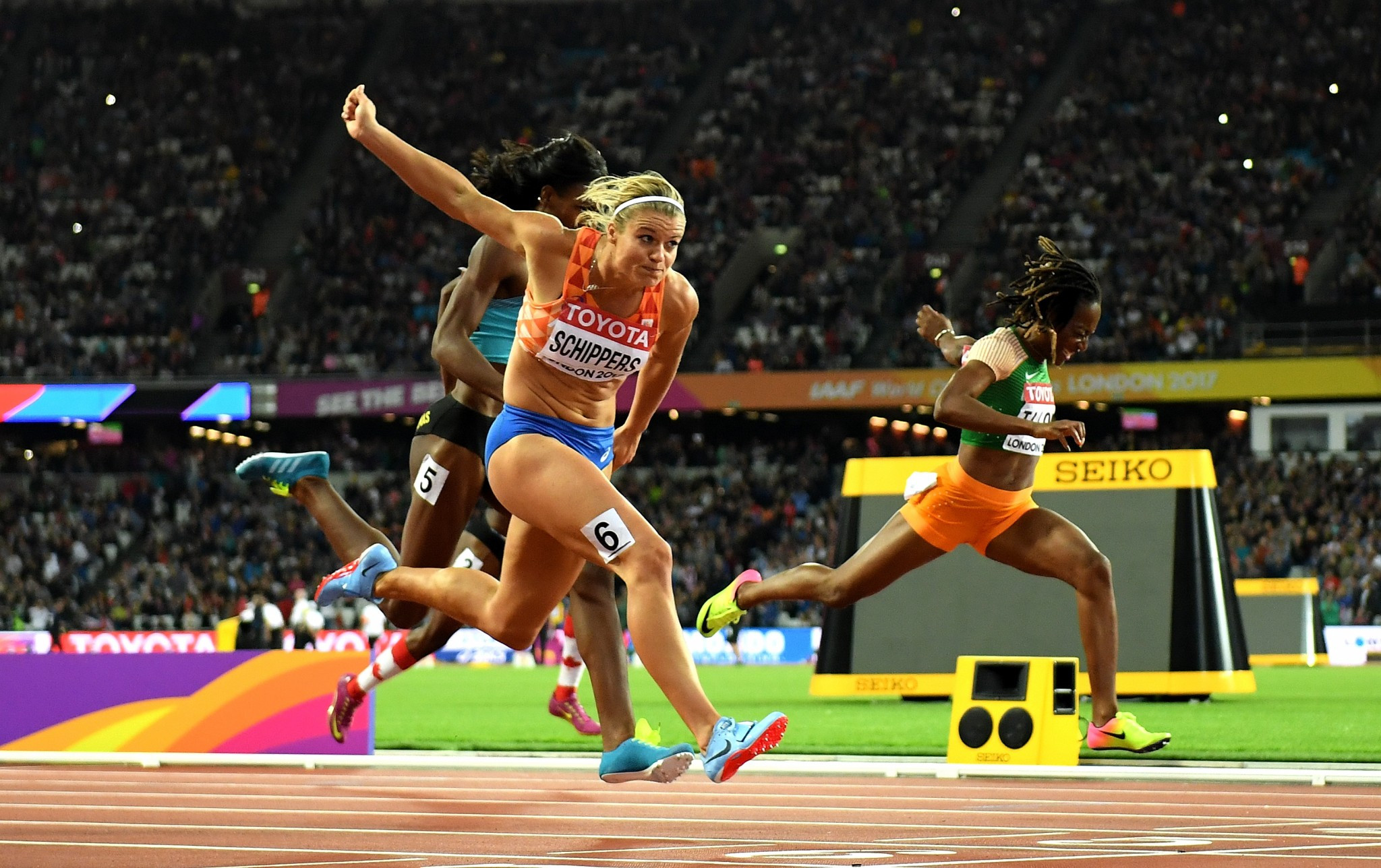 Dafne Schippers of The Netherlands justified her billing as the favourite in the women's 200m ©Getty Images