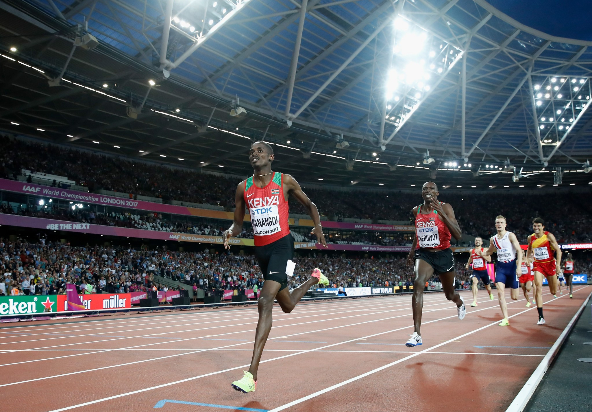 Kenay's Elijah Manangoi sprints to men's 1500m gold ©Getty Images