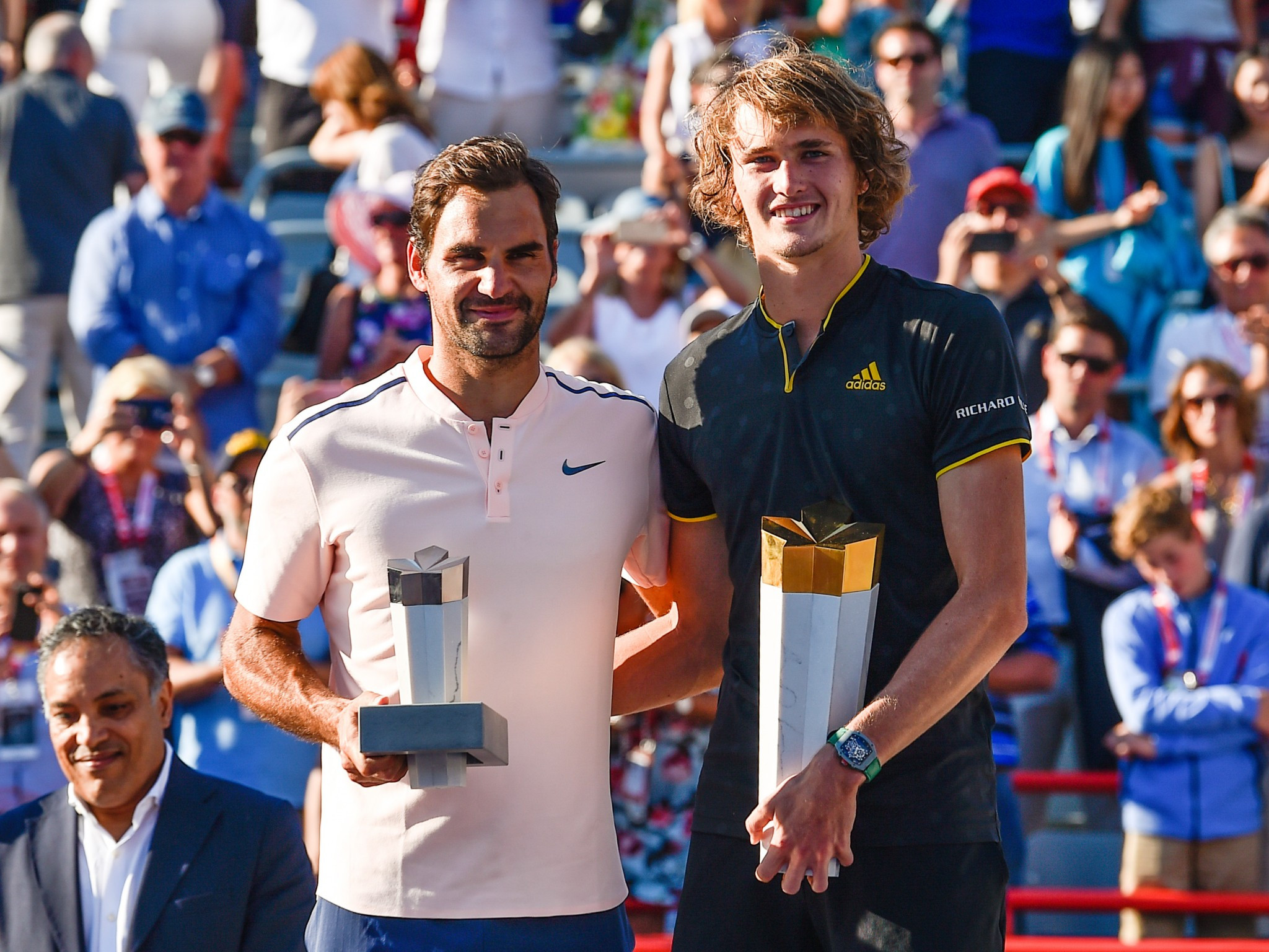 Alexander Zverev stunned Roger Federer to win the Rogers Cup ©Getty Images