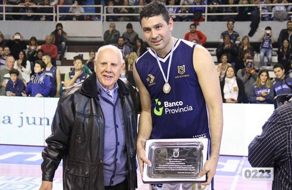 Argentine Olympic Committee honour gold medal winning basketball player