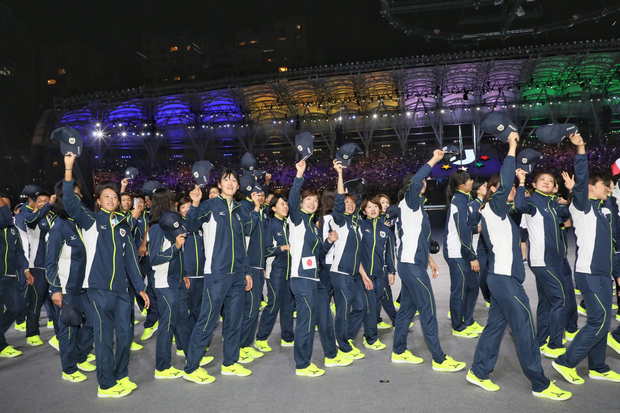 Eventually local authorities controlled the protests and teams could enter the stadium ©Taipei 2017