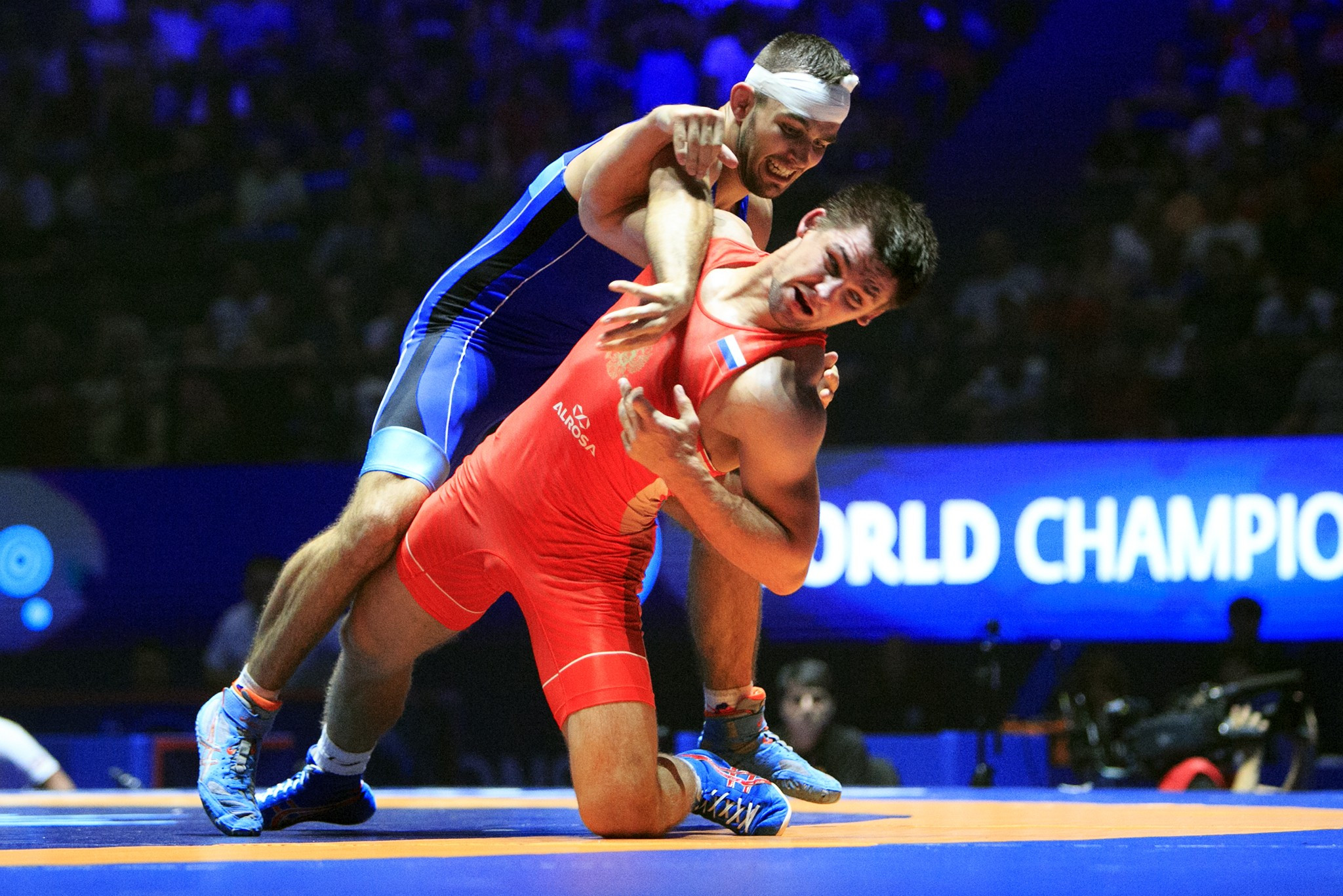 Viktor Nemes became Serbia's second world wrestling champion as he took gold in the 75kg category ©UWW