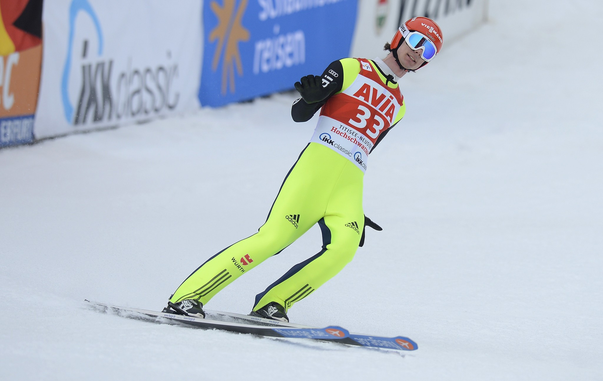 Olympic ski jumping champion hit with back injury