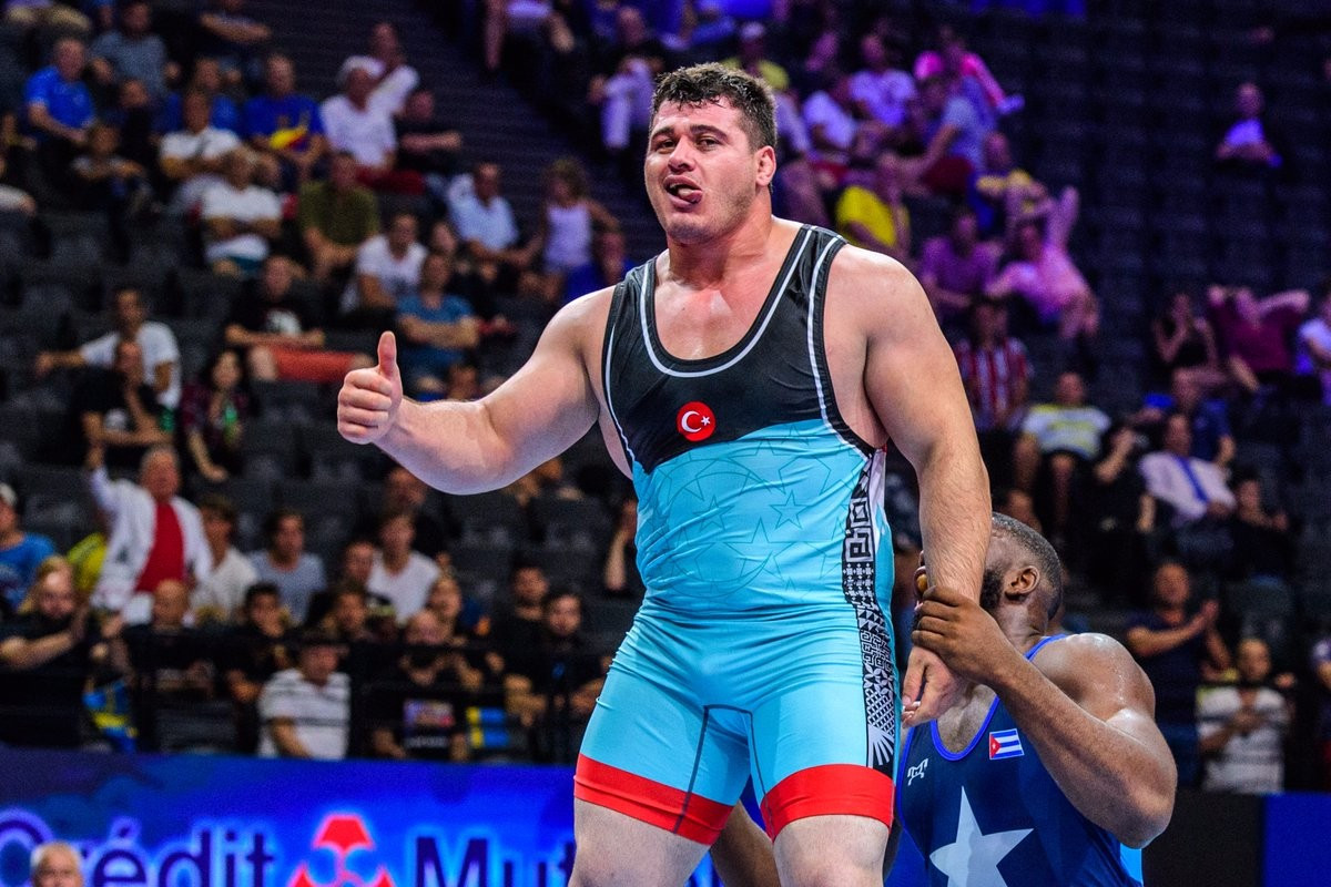 Kayaalp seals third title on day of shocks and surprises at UWW World Championships