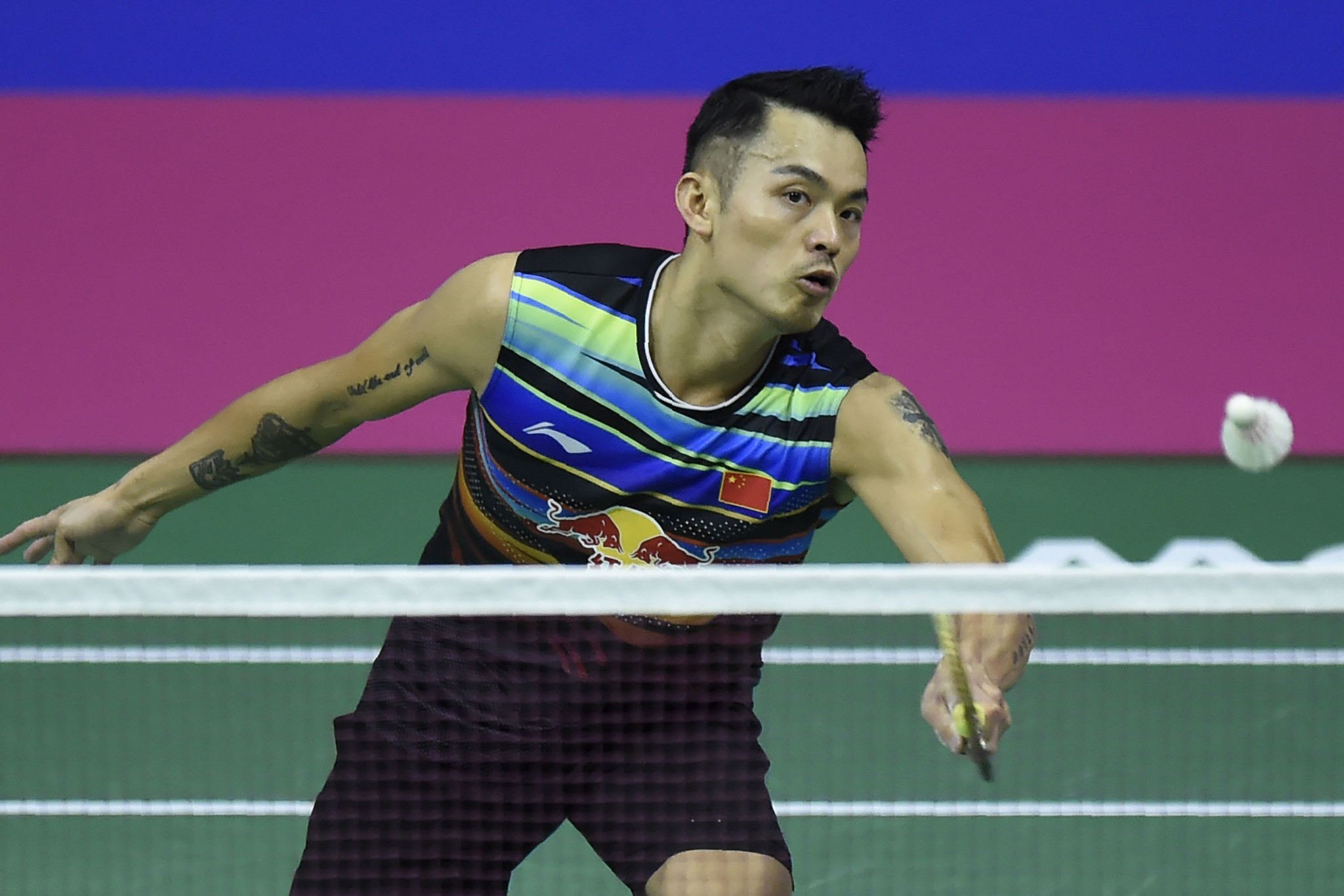 Lin Dan was another player to book his place in the next round ©Getty Images