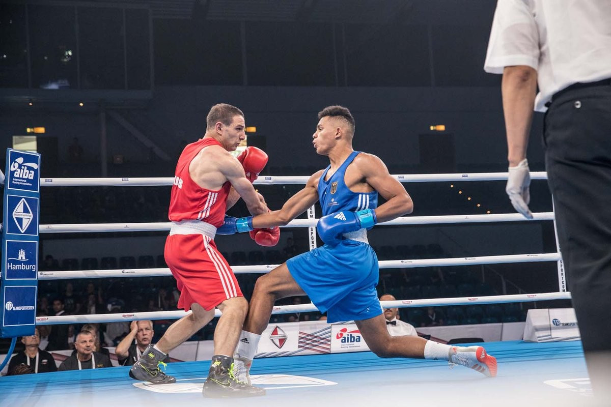 He won his middleweight encounter against Turkey's Birol Aygun on a split decision ©AIBA