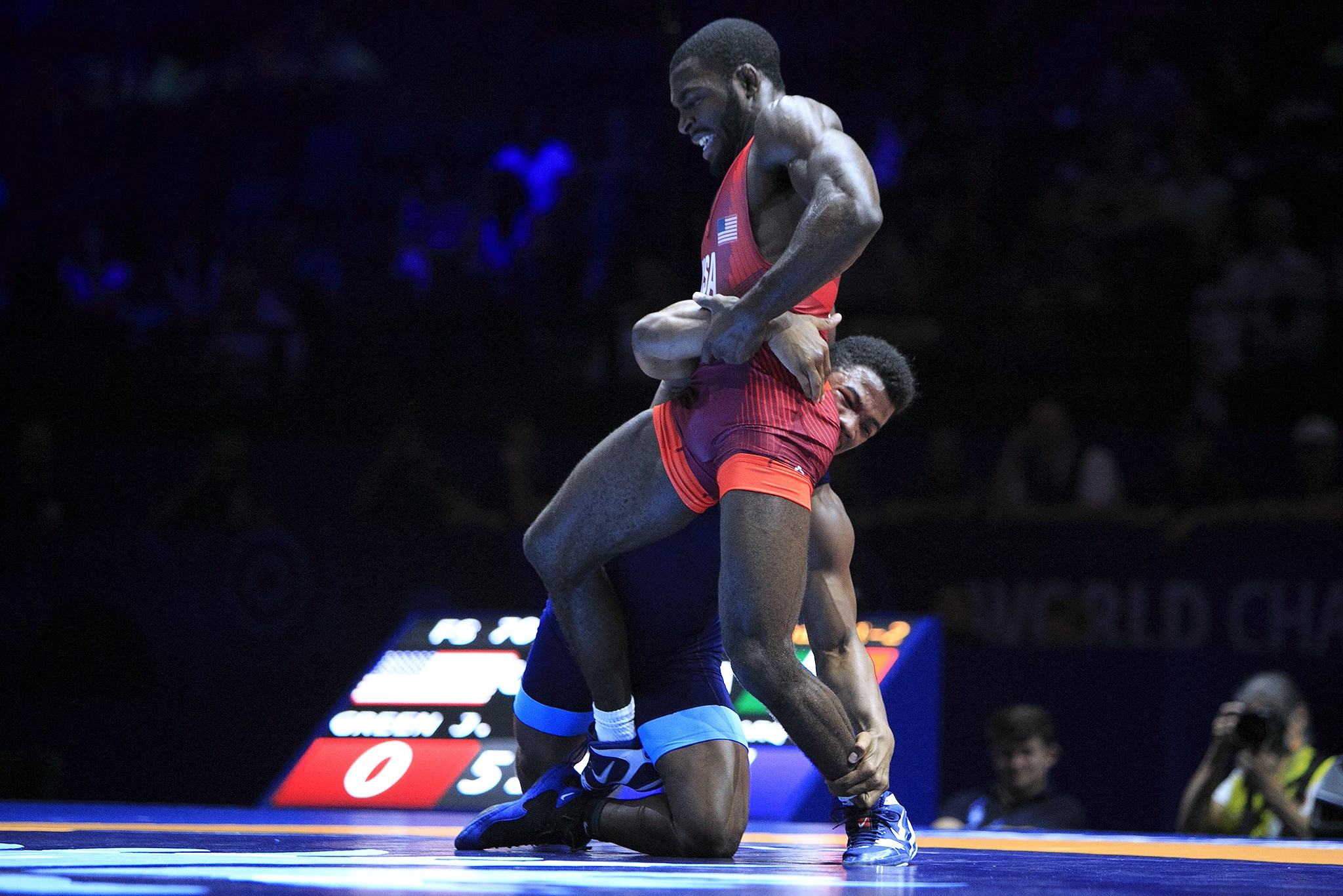 Frank Chamizo of Italy beat American James Green to clinch the 70kg honours ©UWW