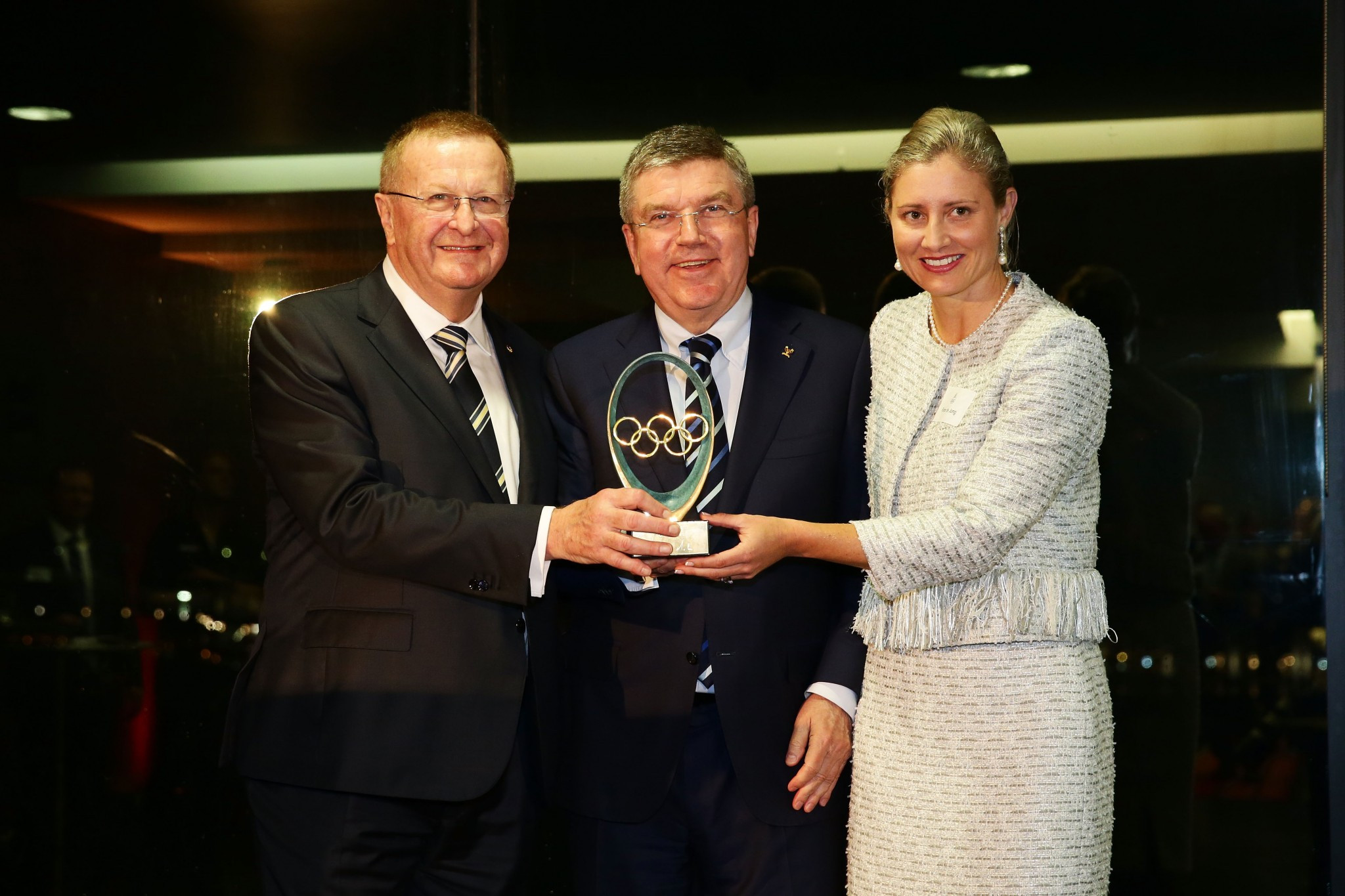 Fiona de Jong, right, pictured alongside John Coates, left, and IOC President Thomas Bach in April 2015 ©Getty Images