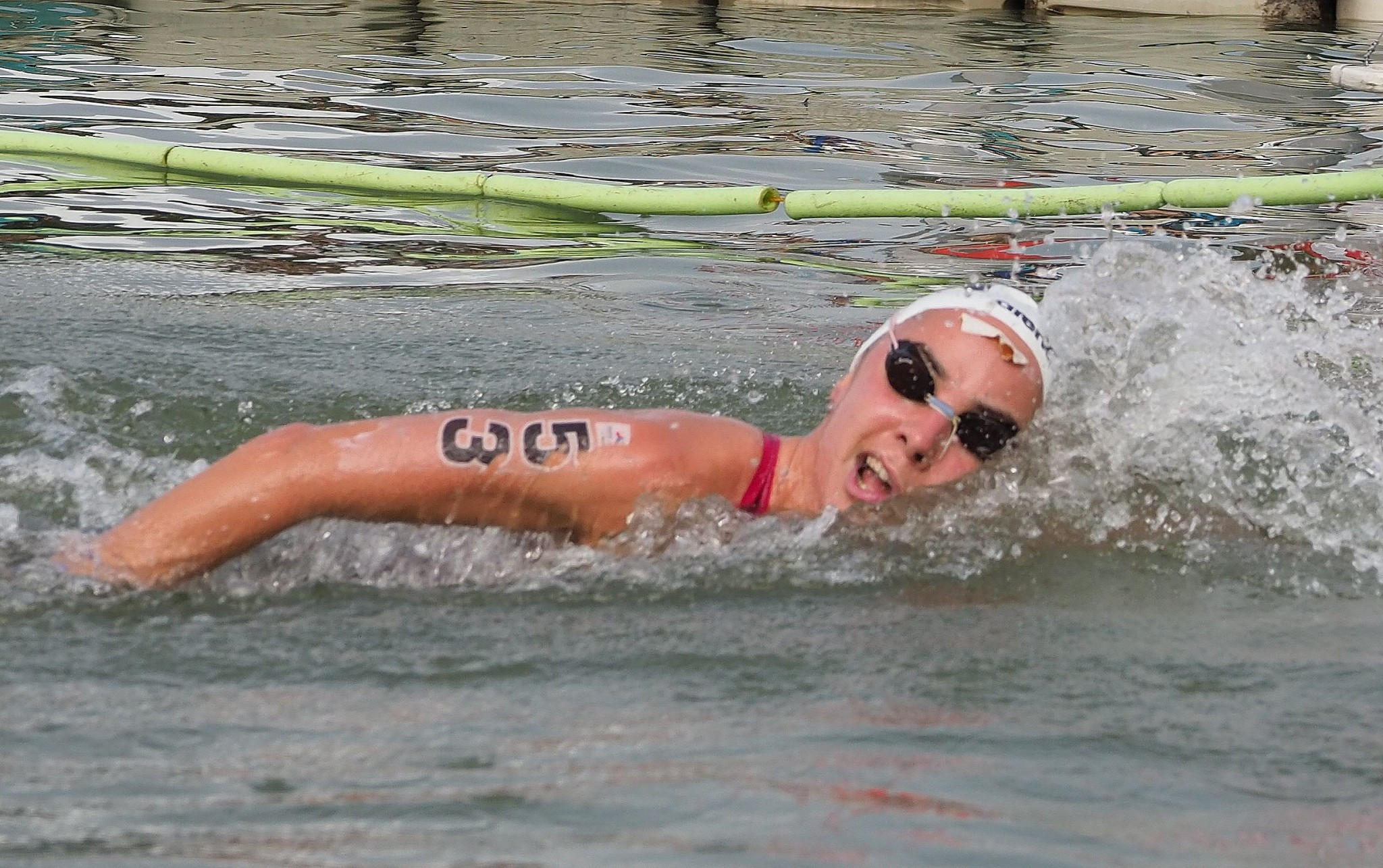 Hungarian Anna Olasz took the women's marathon swimming crown ©Taipei 2017