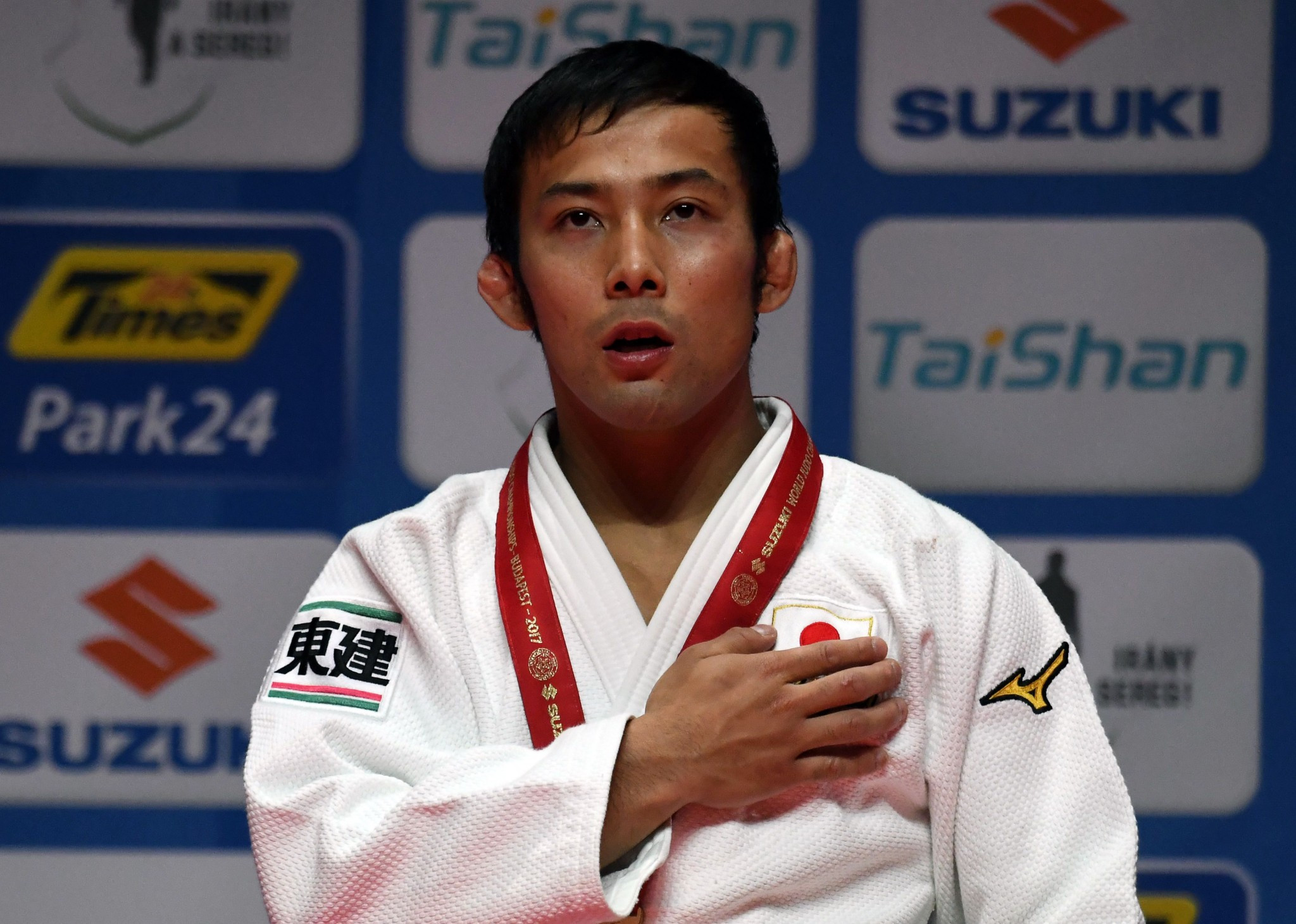Japan demonstrate judo pedigree with two gold medals on opening day of IJF World Championships