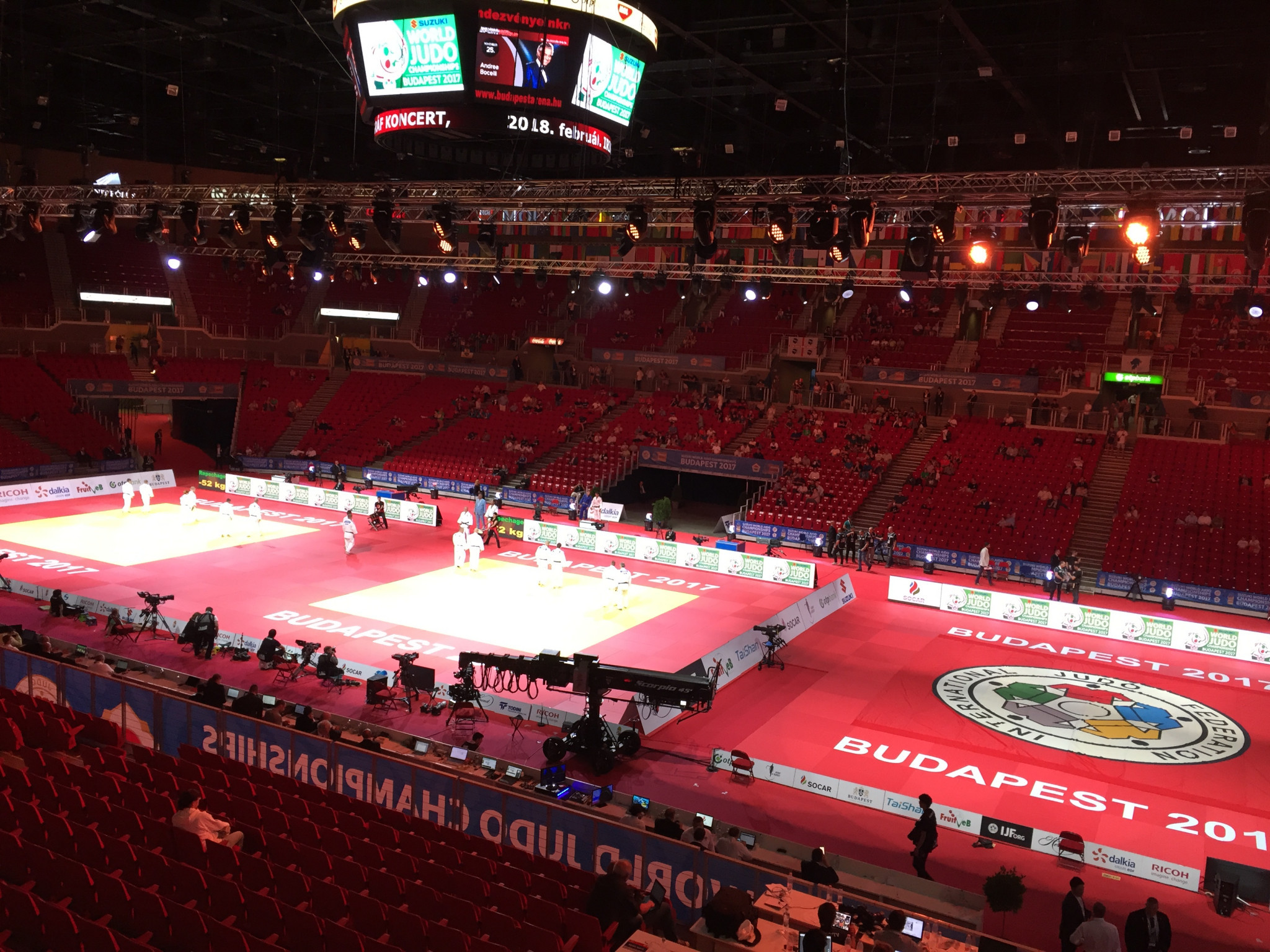 Action at the László Papp Sports Aréna in Budapest continues tomorrow ©ITG