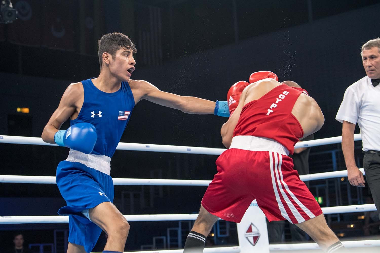 The United States' Freudis Rojas advanced to the penultimate round of the light welterweight event with an impressive victory over Egypt's Eslam Mohamed ©AIBA