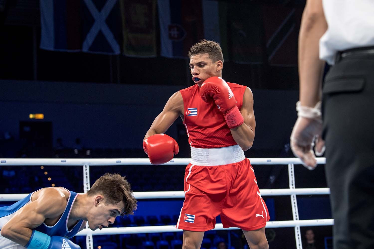 Cuba's Yosbany Veitia proved too strong for Spain's Gabriel Escobar in their flyweight quarter-final ©AIBA