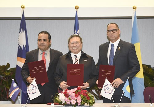 Chinese Taipei National Olympic Committee sign deals with Marshall Islands and Palau