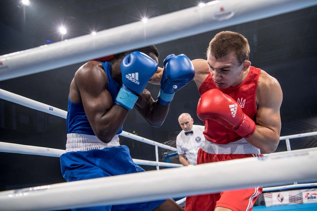 Ukraine's boxing world champion Khyzhniak wins AIBA 2020 "Best in Boxing" prize