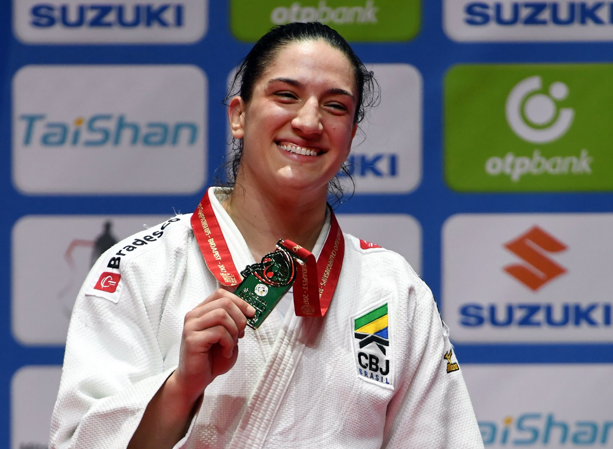 Brazil's Mayra Aguiar dethroned Japan's Mami Useki to seal the under-78 kilograms title ©Getty Images