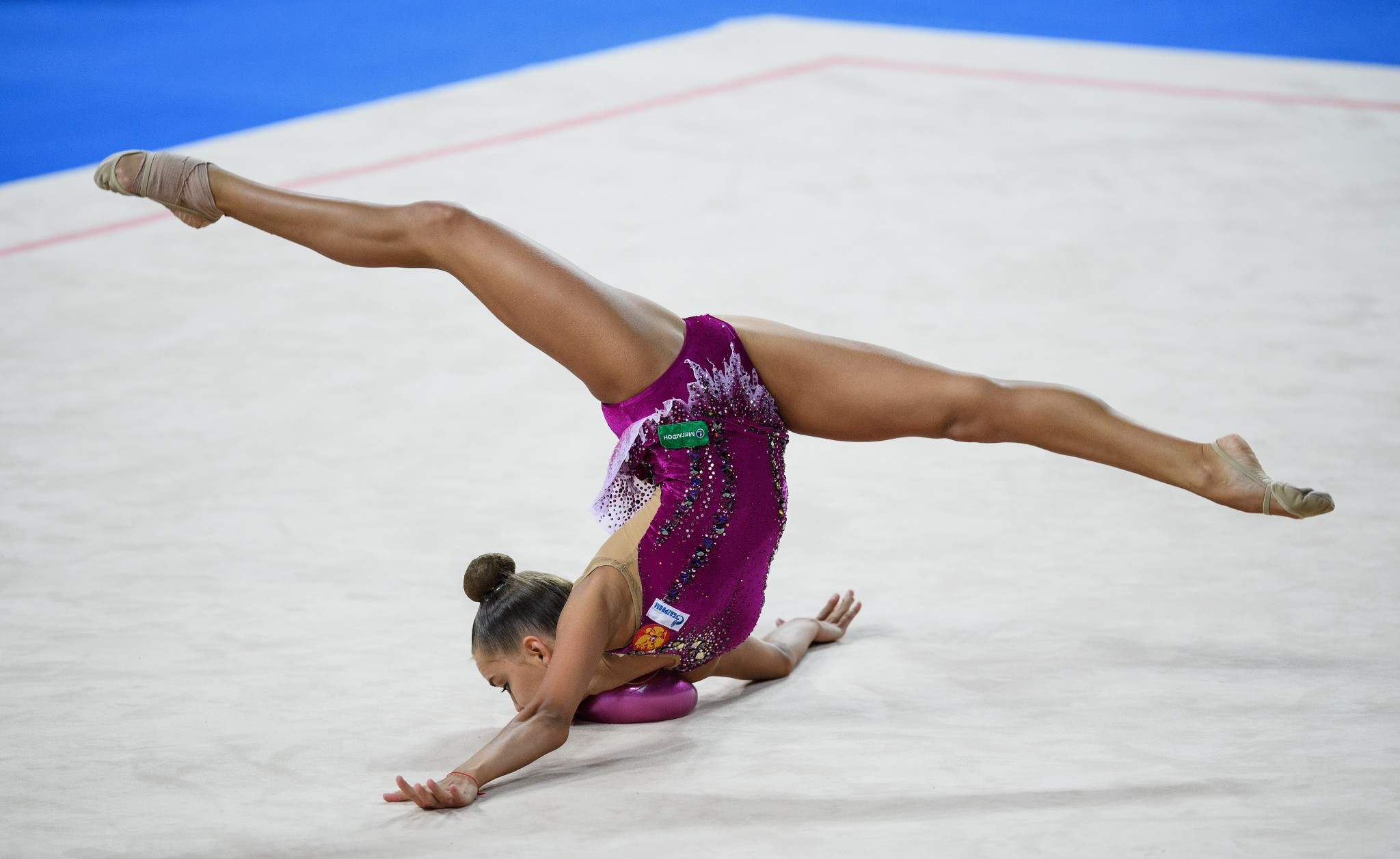 Dina Averina clinches all-around title at FIG Rhythmic Gymnastics World Championships