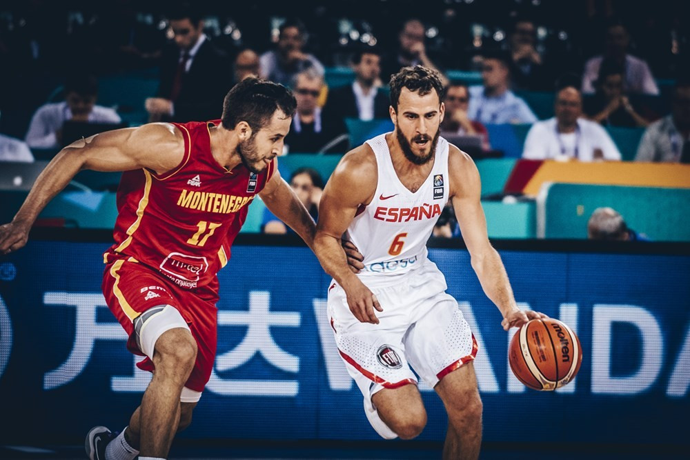 Spain started their title defence with victory ©FIBA