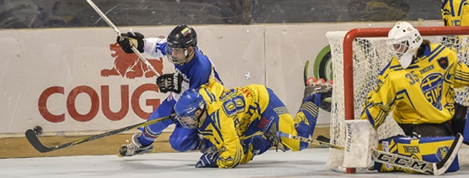 Inline hockey action continued today ©Marco Guariglia/FIRS