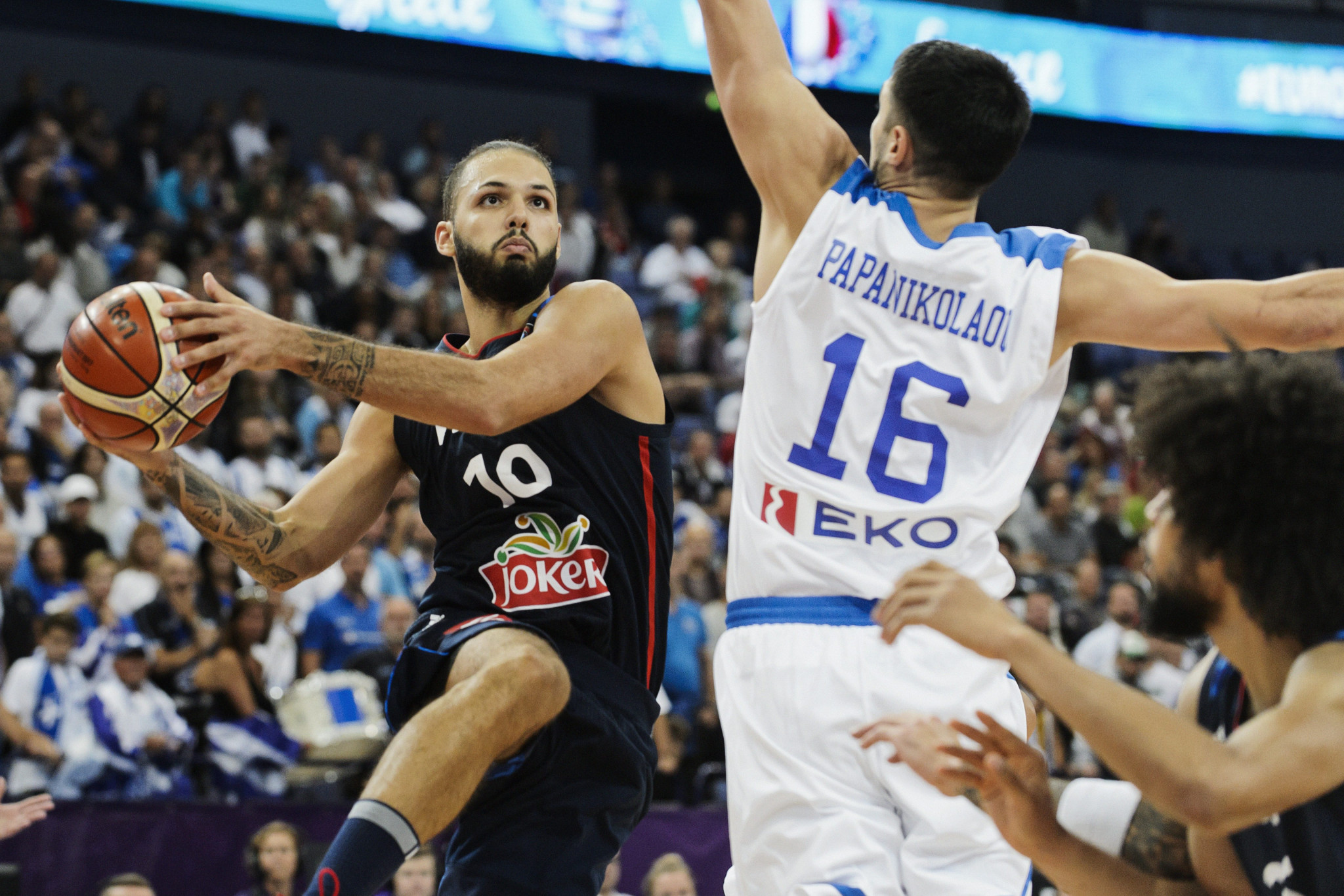 France bounce back from shock defeat at EuroBasket