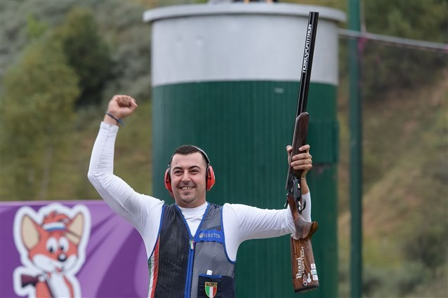 Daniele Resca continued Italy's good form as he won the men's trap title ©ISSF