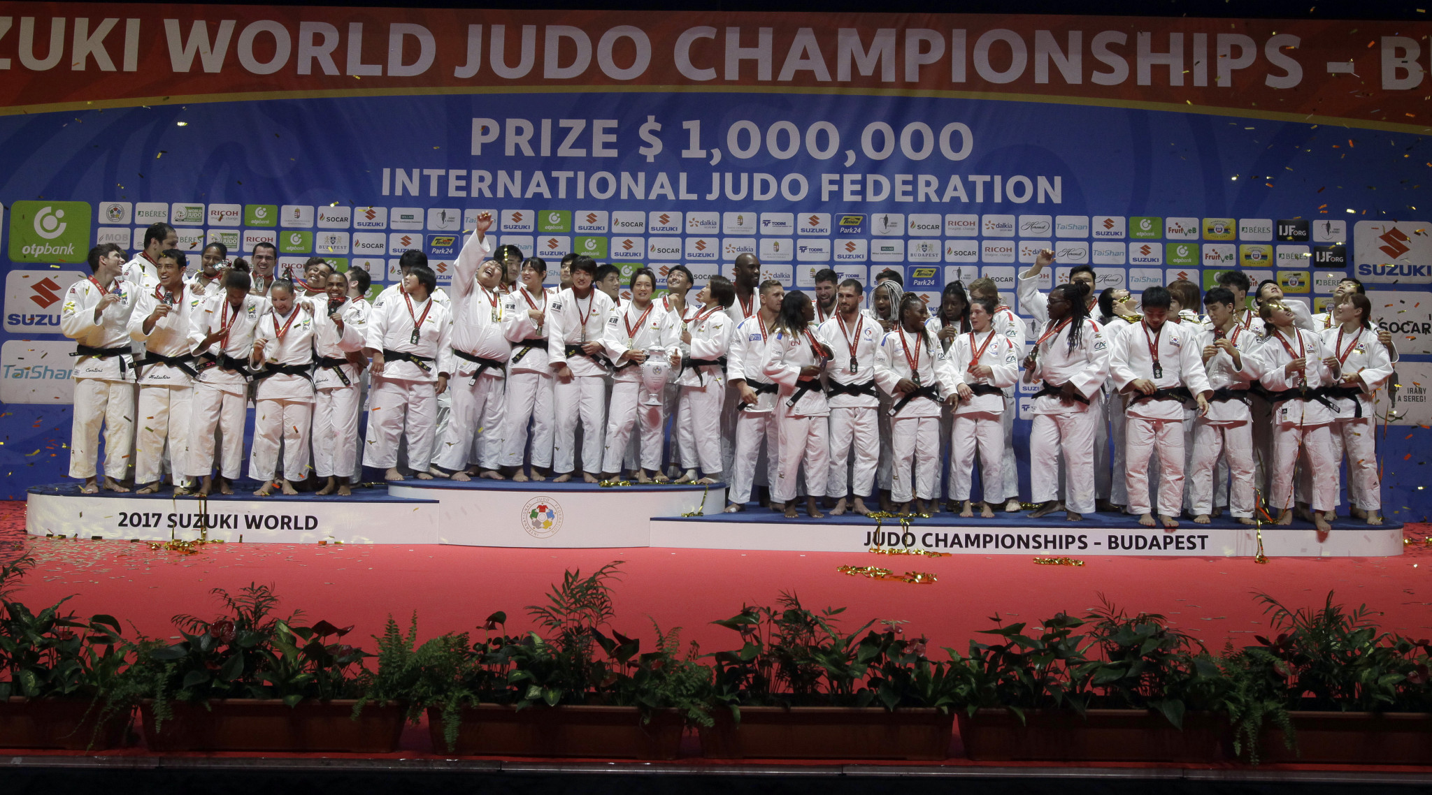 The mixed team competition brought the 2017 IJF World Championships to a close ©Getty Images