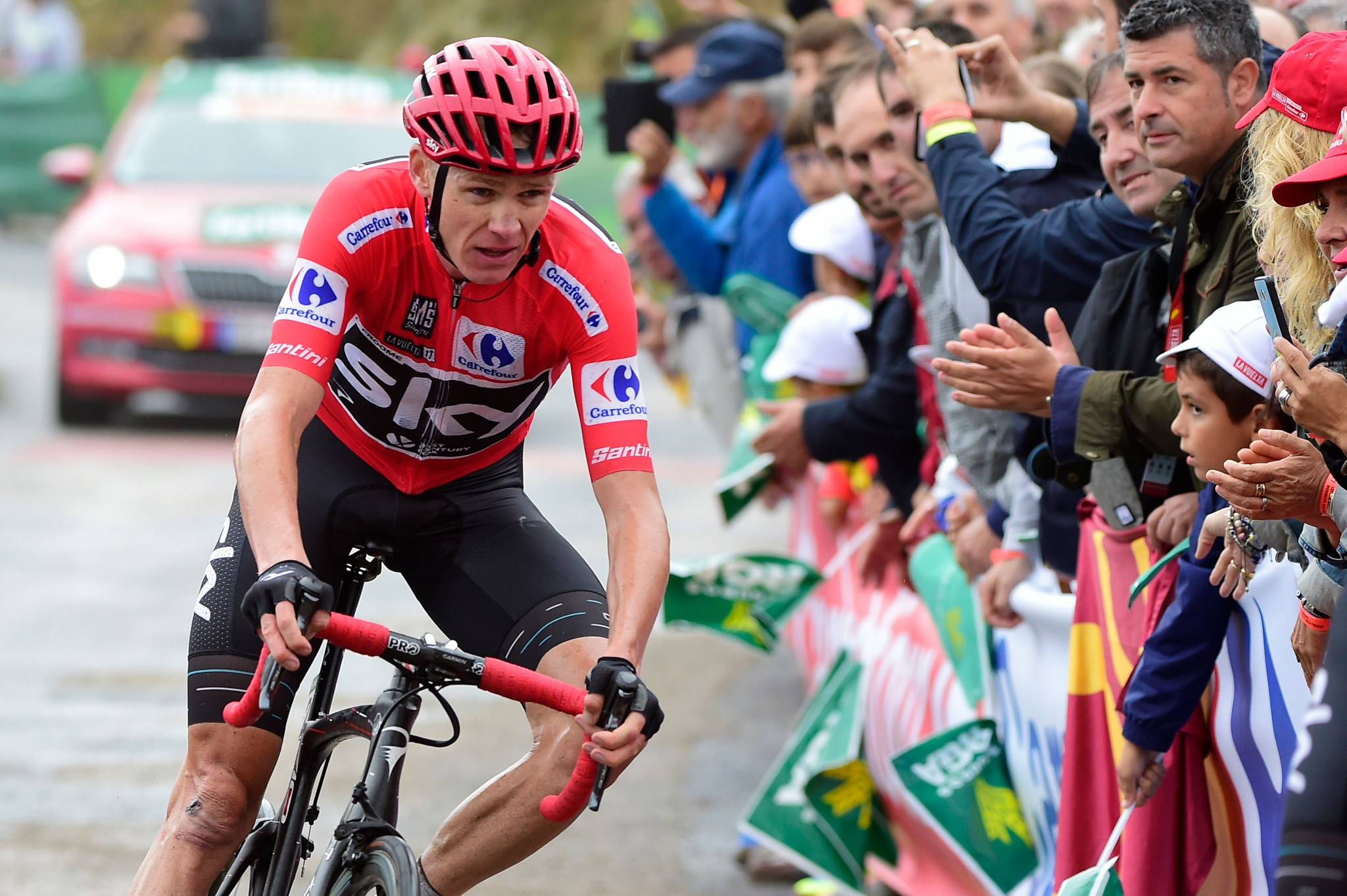 Froome sees Vuelta a España lead cut as Denifl earns solo stage win