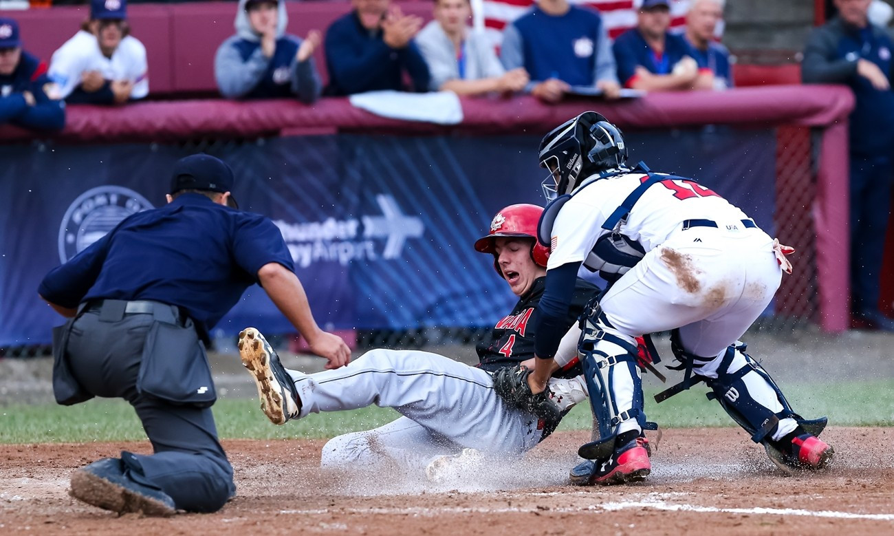 The United States beat Canada as the super round began ©WBSC