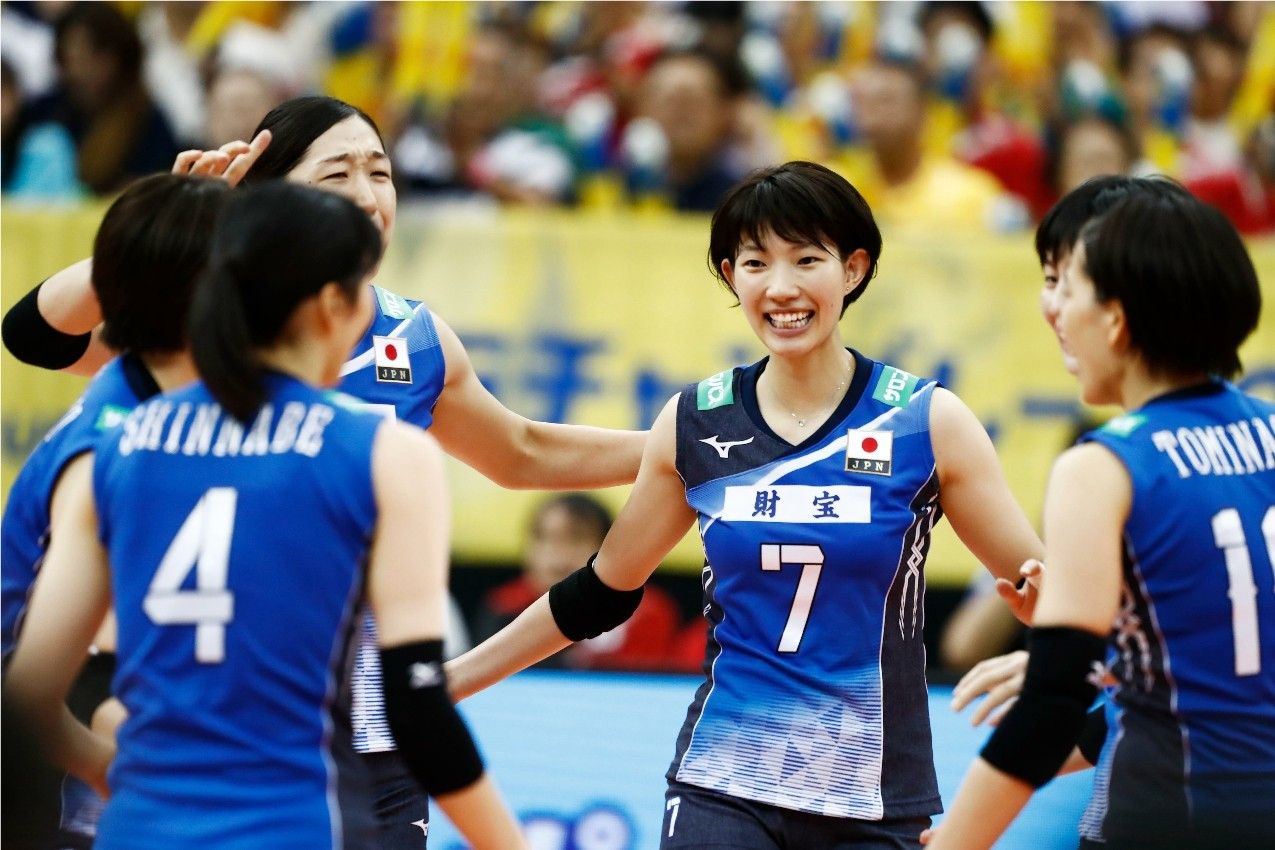 Japan won a five-set classic against Brazil ©FIVB