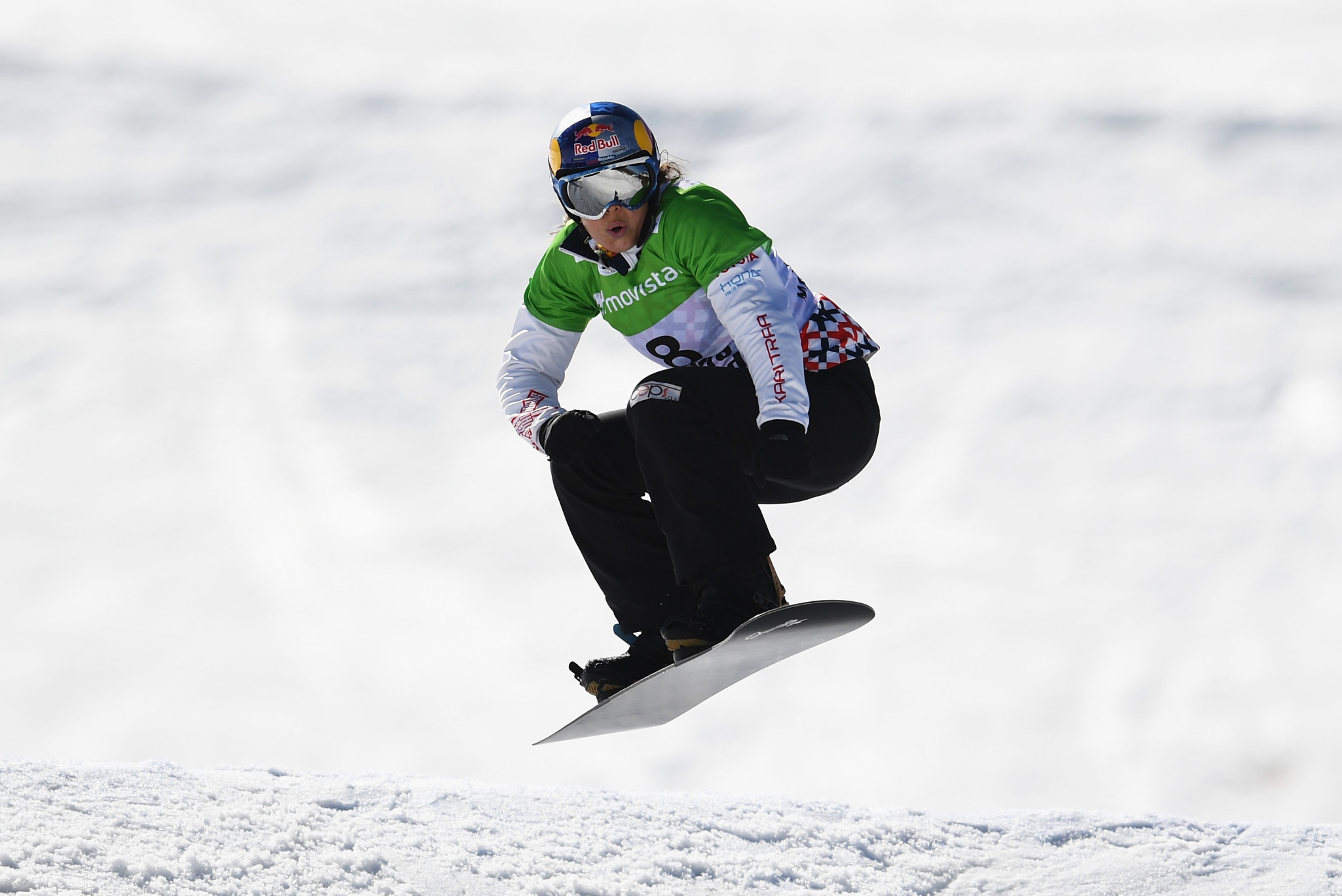 Olympic champion Samková makes impressive start to FIS Snowboard Cross World Cup campaign