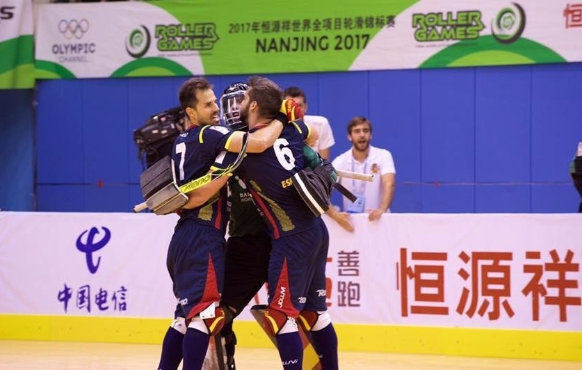 Spain beat Portugal in a shootout to claim the gold medal ©FIRS