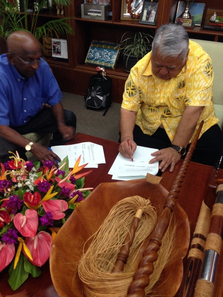 The hosting contract was signed at the Government Building Complex in Apia ©PGC