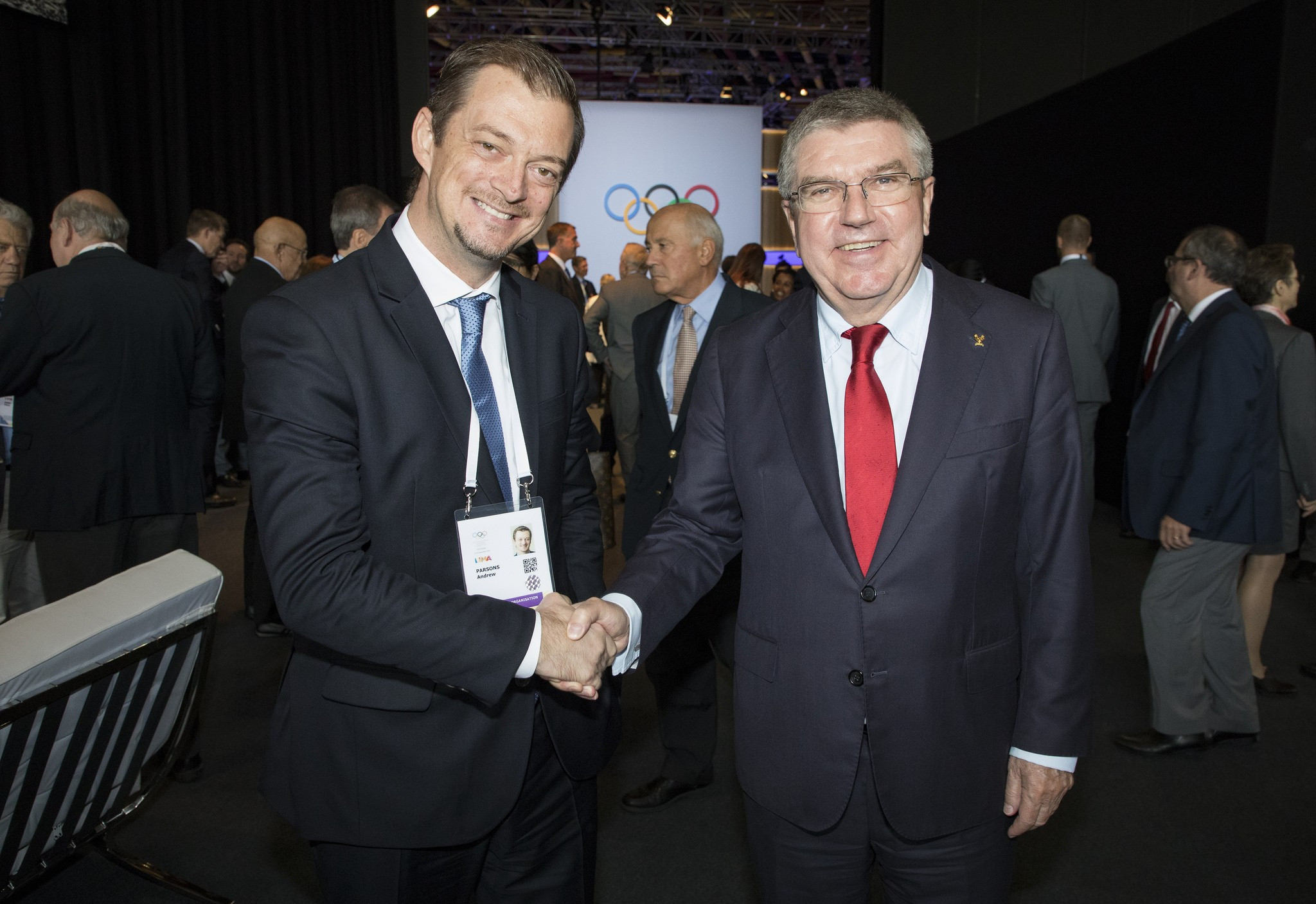Newly elected IPC President Andrew Parsons was greeted by IOC President Thomas Bach ©IOC