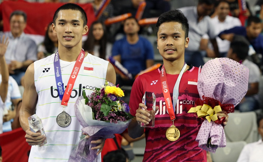Anthony Ginting, right, claimed victory in the men's singles ©BWF