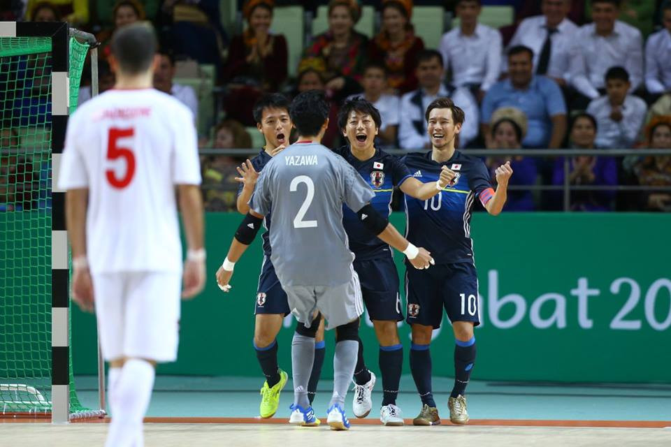 Japan and Lebanon were other teams to lock horns in futsal today ©Ashgabat 2017