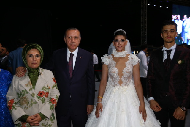 Turkish President Recep Tayyip Erdogan honoured a promise to taekwondo world champion Nur Tatar by attending her wedding ©World Taekwondo