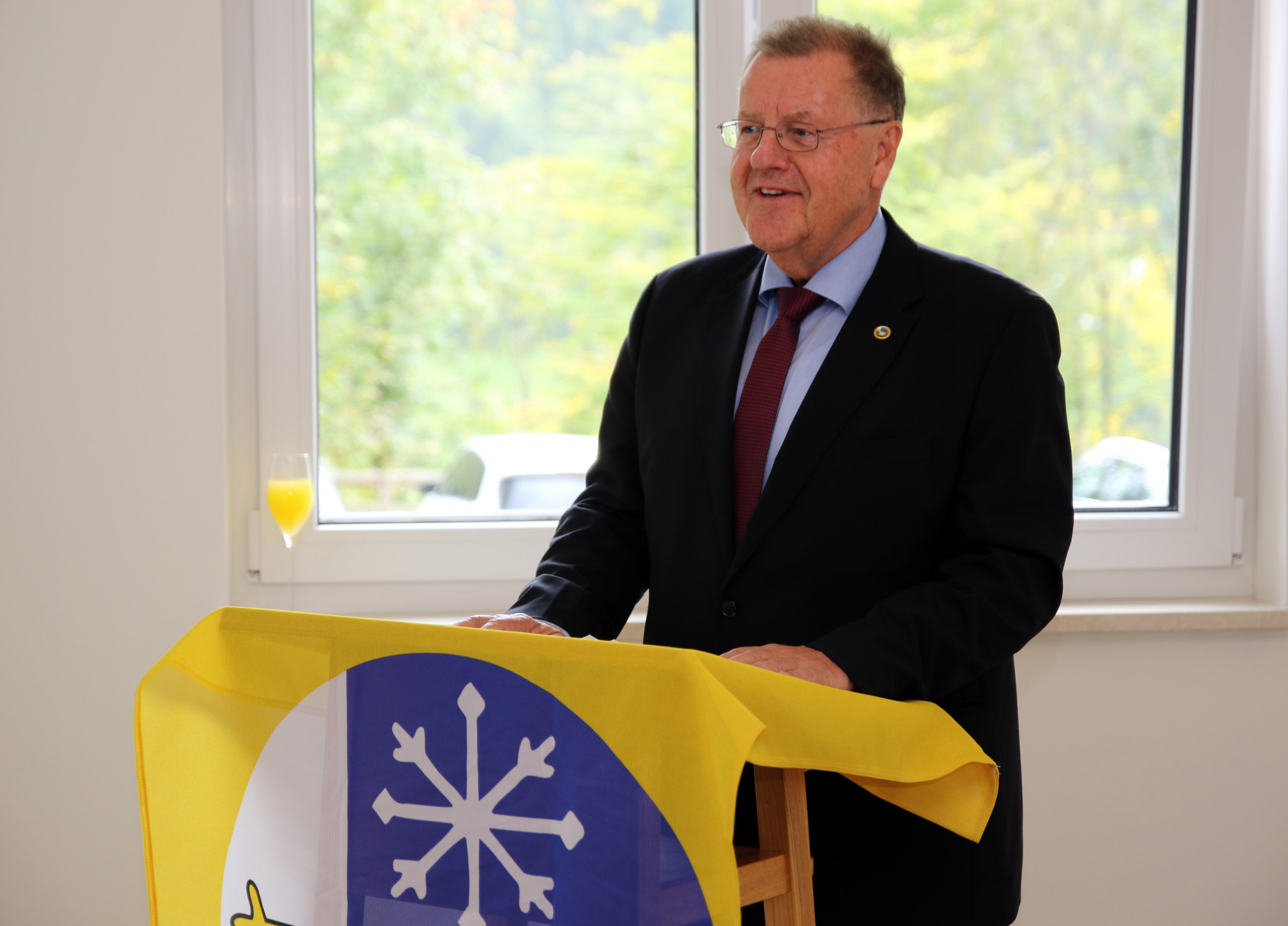 FIL President Josef Fendt delivered a speech at the official inauguration of the world governing body's new office ©FIL