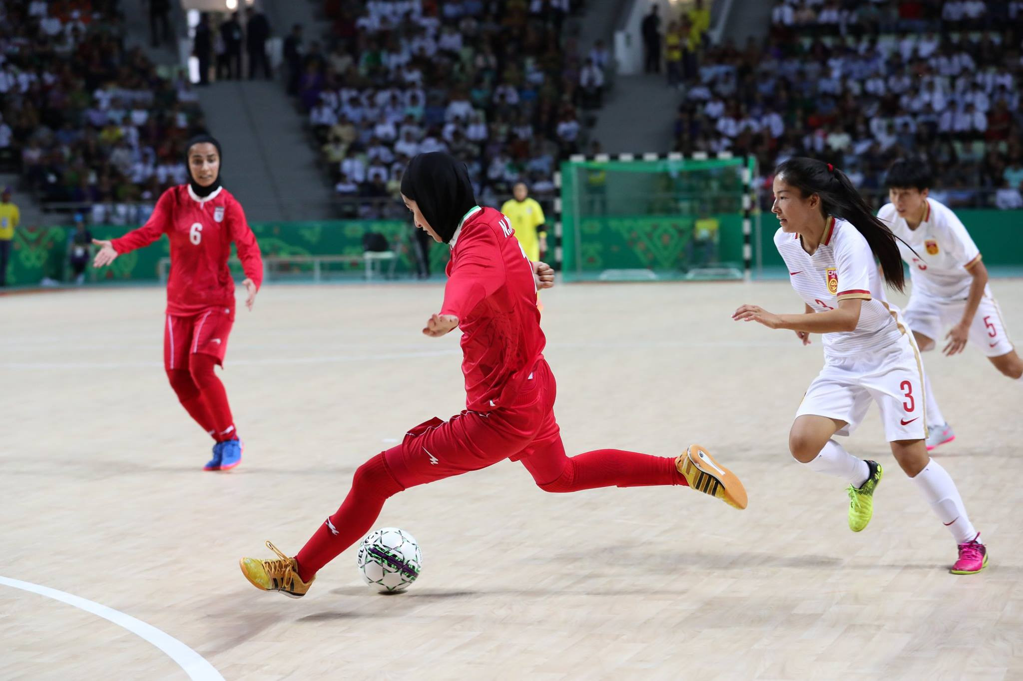 Iran beat China 5-1 in the women's futsal bronze medal match ©Ashgabat 2017/Facebook