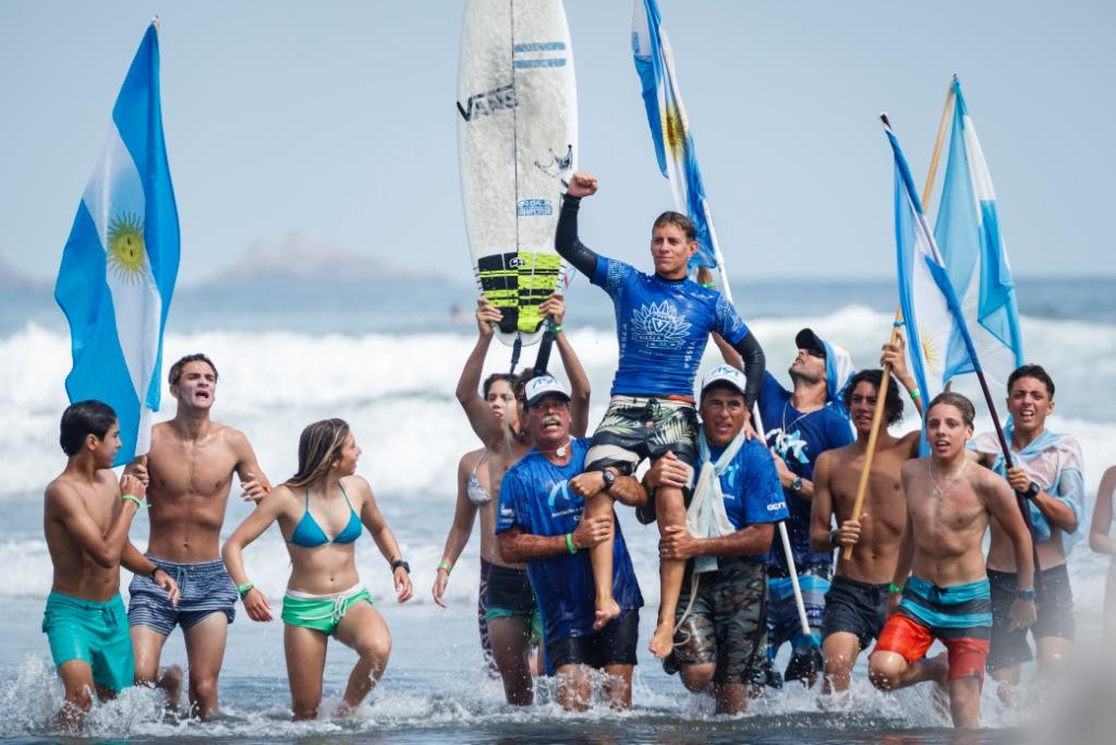 Ignacio Gundesen made history as the first ISA World Junior Championships gold medallist from Argentina ©ISA