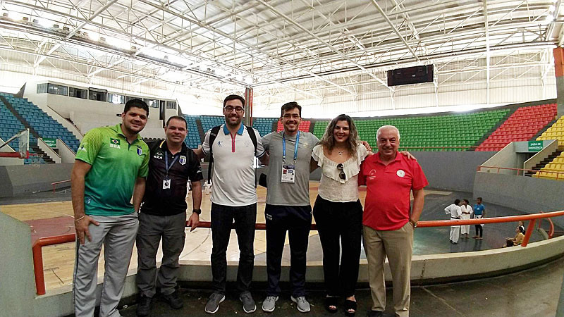 The FISU delegation visited the Rio Vermelho Gymnasium venue ©FISU